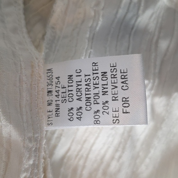 NWOT Oversized Medium DAVI & DANI Cream and White Knit & Gauze Top - Picture 7 of 8